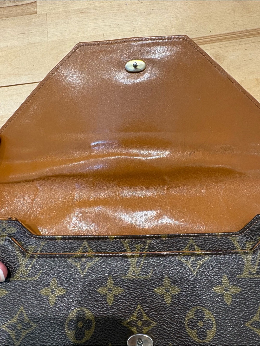 Louis Vuitton Vintage The French Co Clutch - Picture 5 of 10